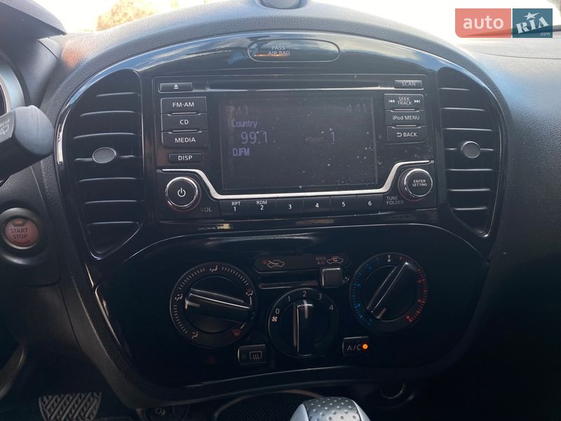 Внедорожник / Кроссовер Nissan Juke 2017 в Полтаве