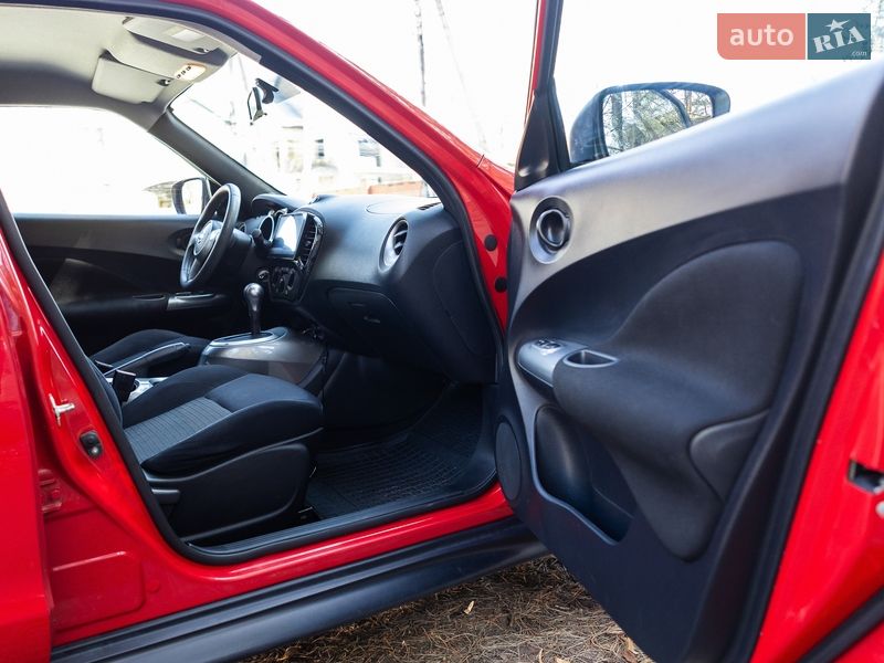 Внедорожник / Кроссовер Nissan Juke 2017 в Киеве