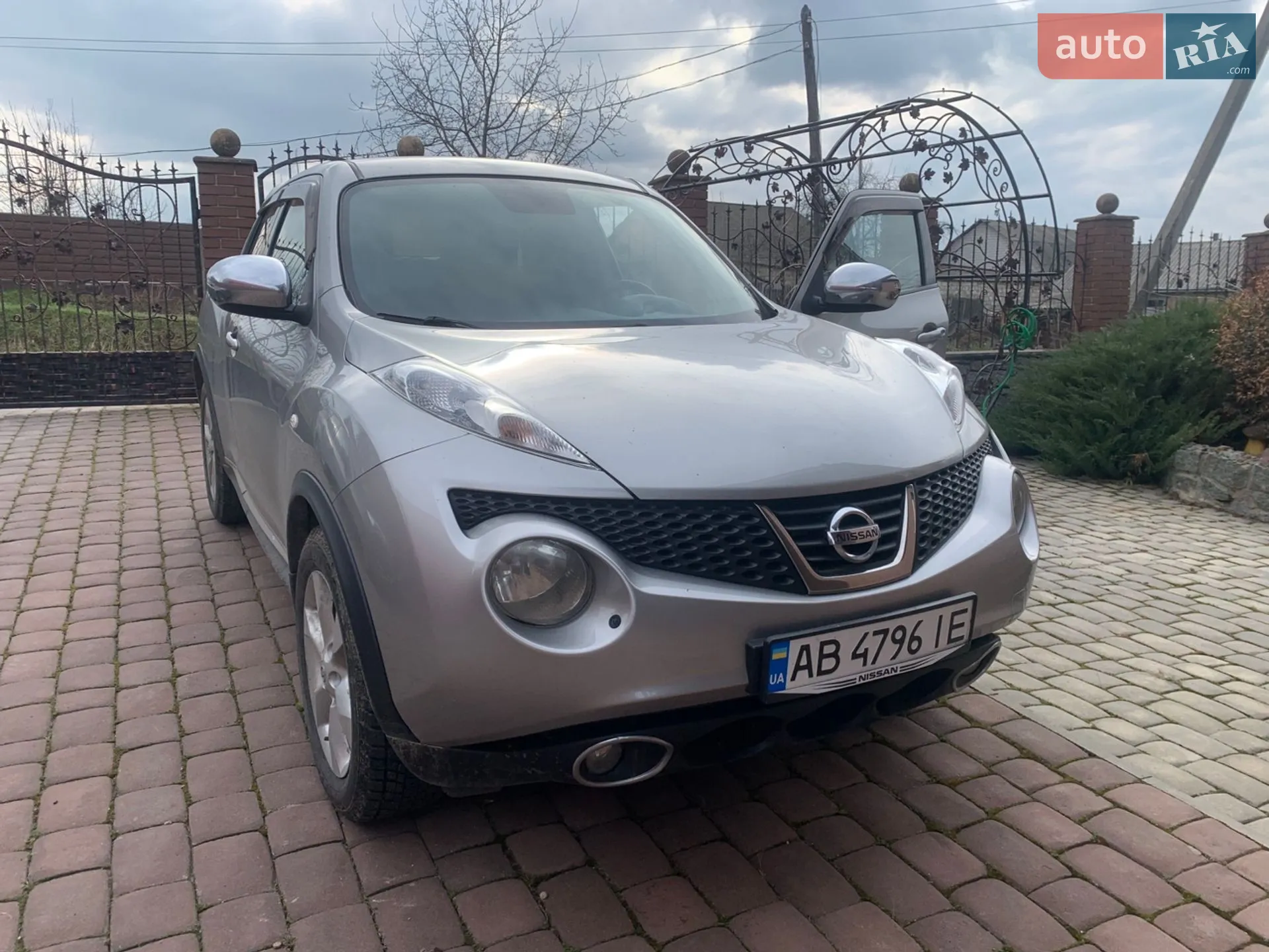 2011 Nissan Juke - фото 1