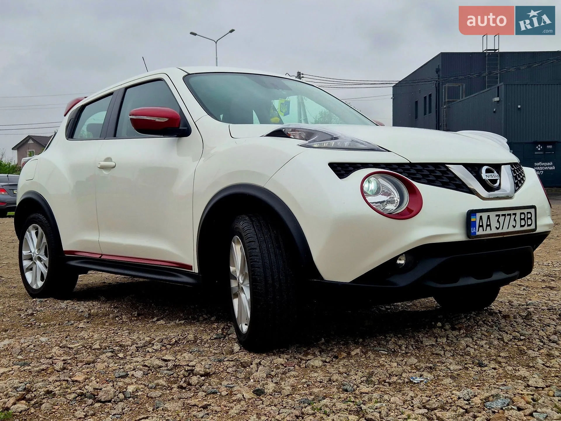 2017 Nissan Juke - мініатюра 2