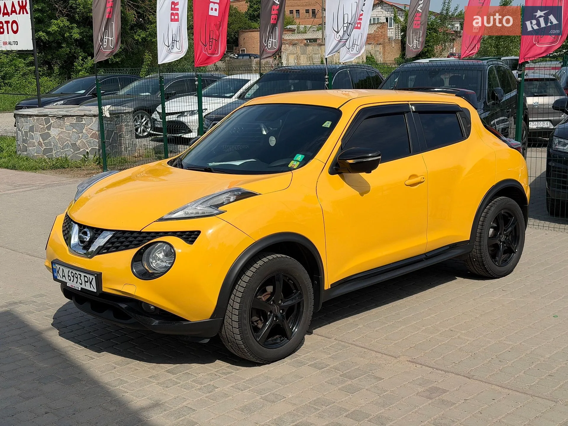 2015 Nissan Juke - мініатюра 2