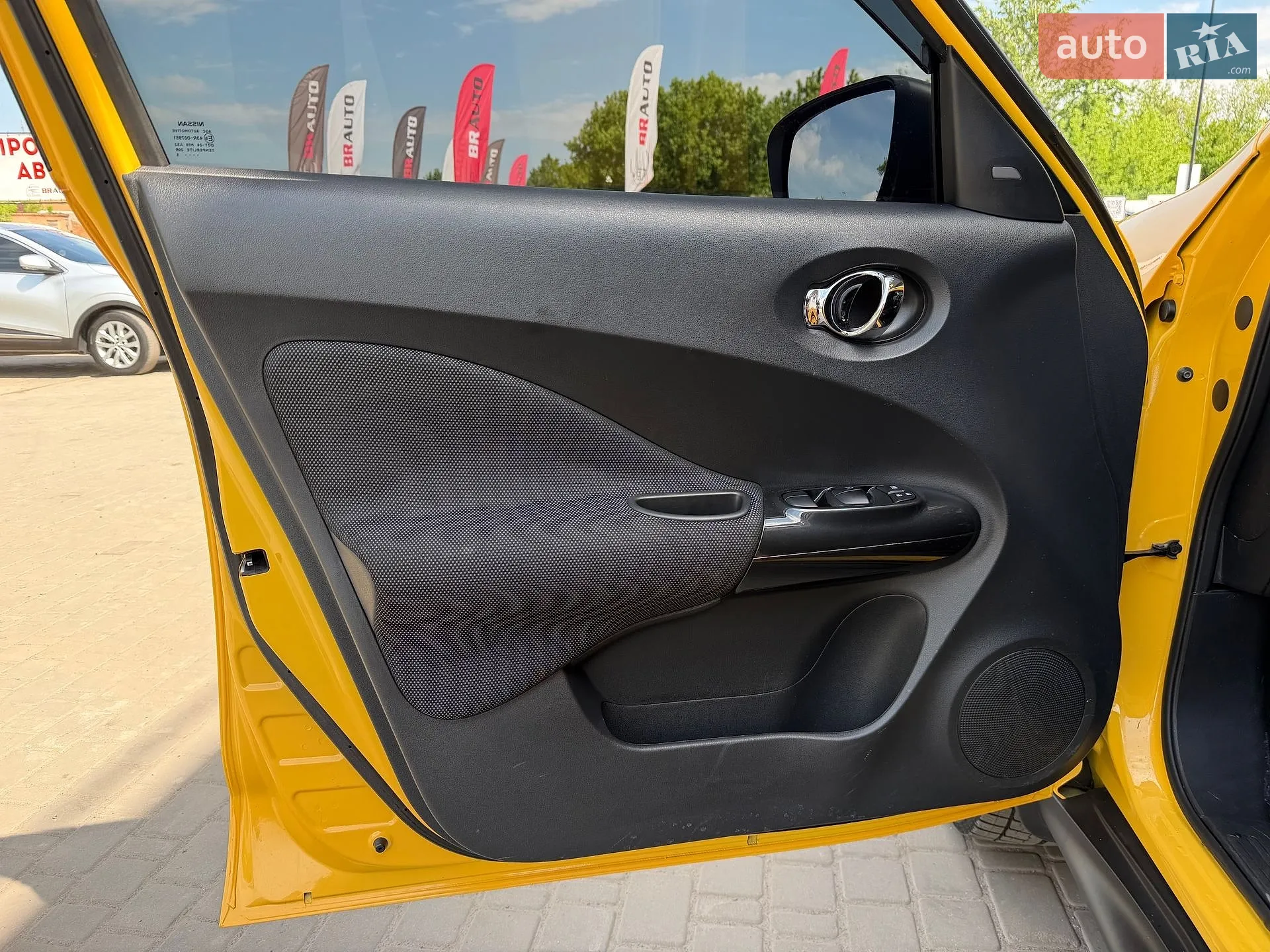 2015 Nissan Juke - мініатюра 23