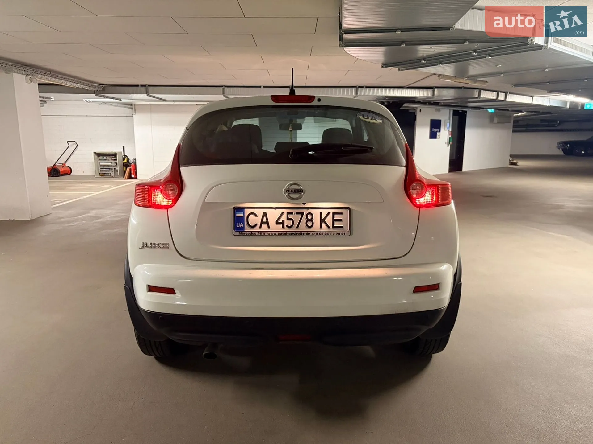 2010 Nissan Juke - мініатюра 2