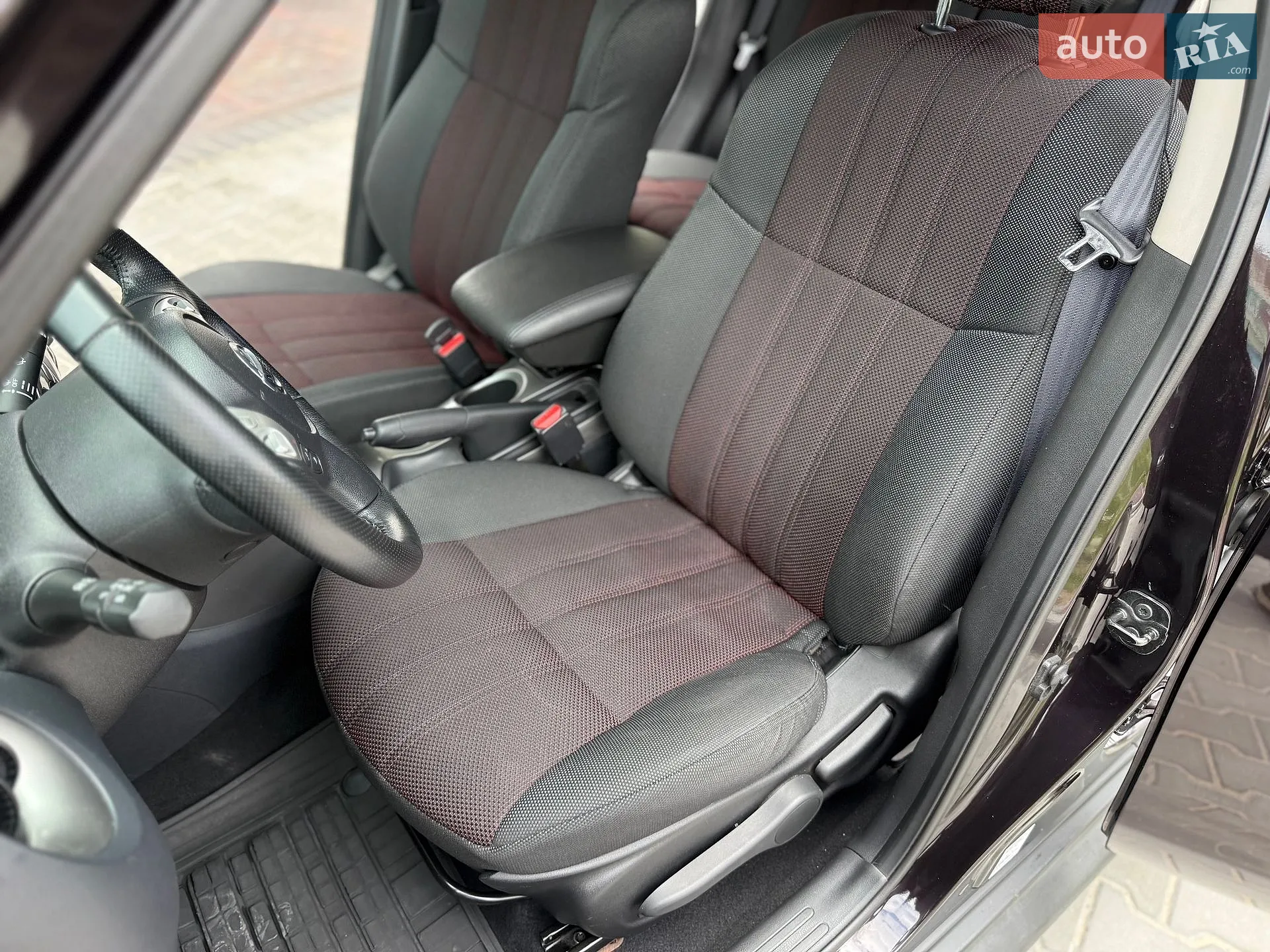 Nissan Juke 2012 VIN SJNFBAF15U6296761 фото оголошення 16 з 22