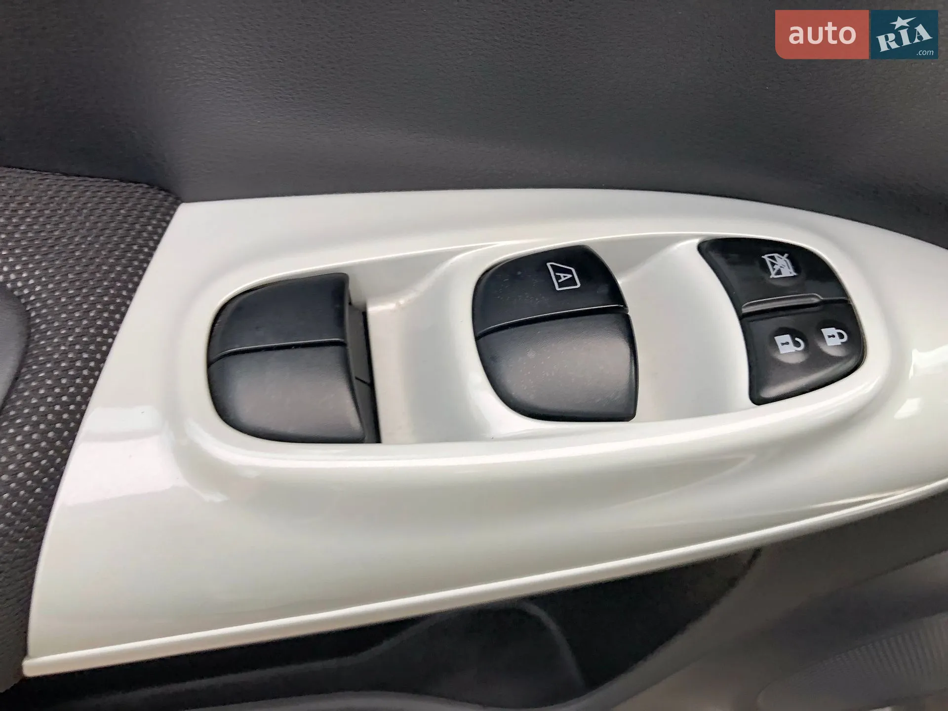 2012 Nissan Juke - мініатюра 64