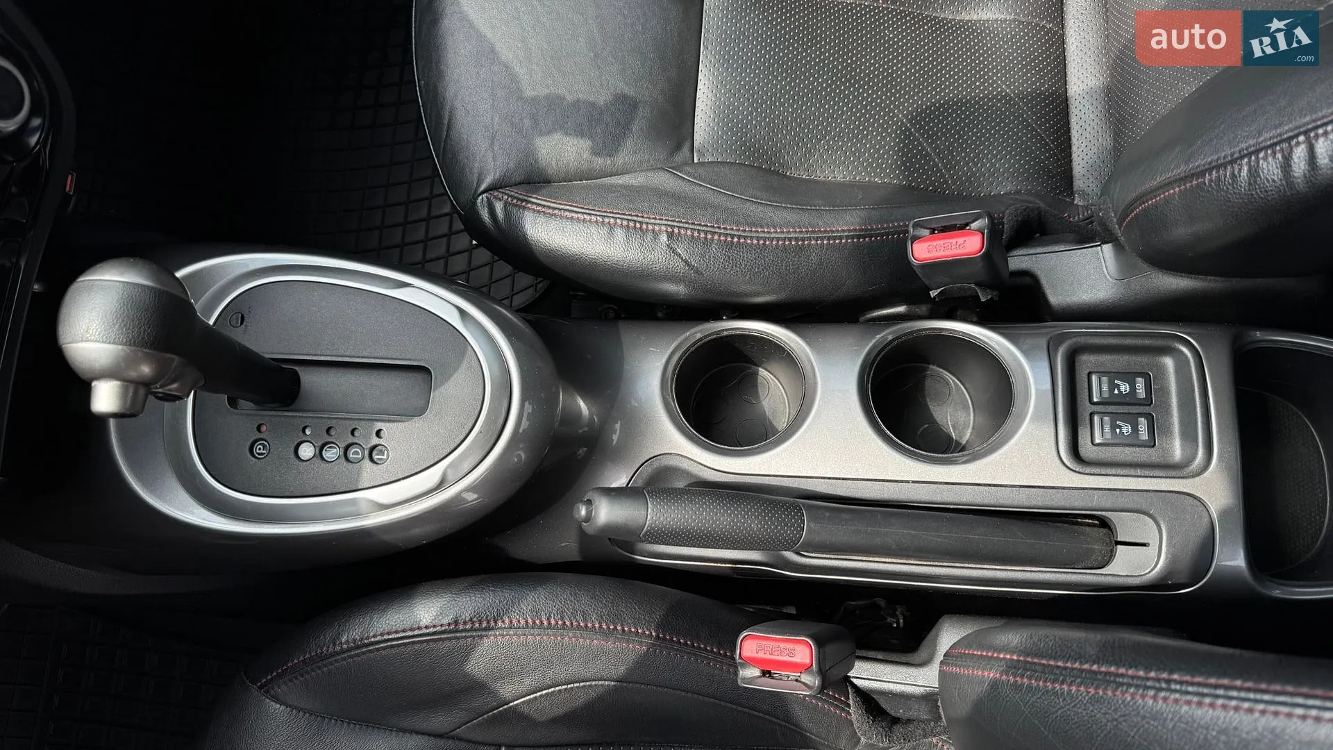 2011 Nissan Juke - мініатюра 18