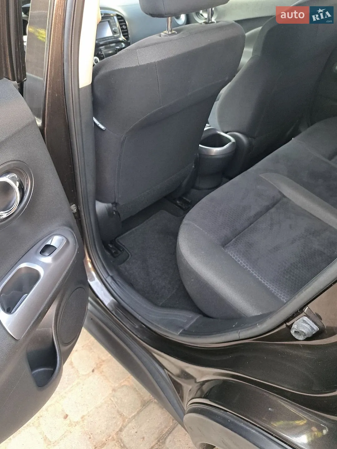 2011 Nissan Juke - мініатюра 12