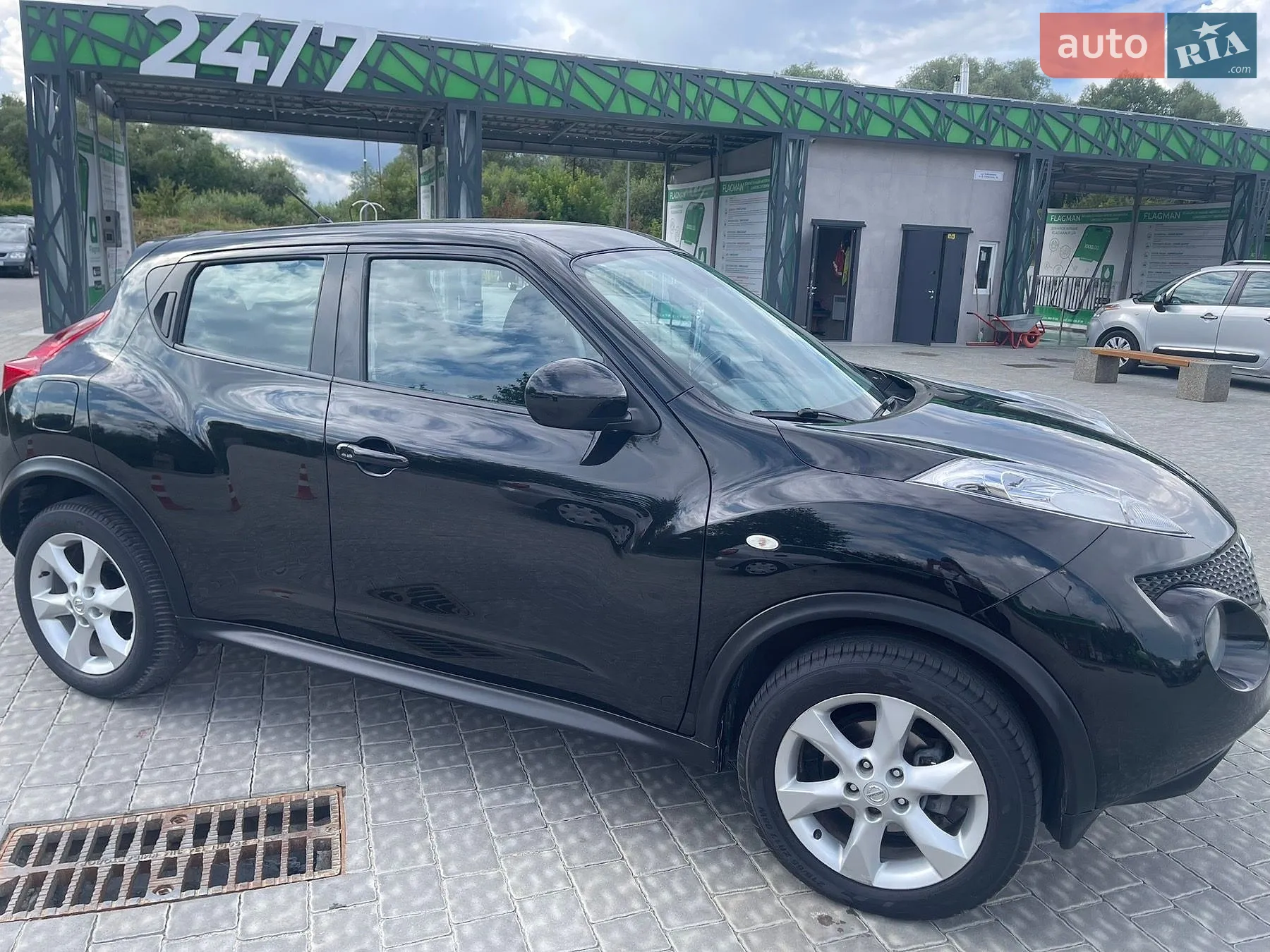 2011 Nissan Juke - мініатюра 22