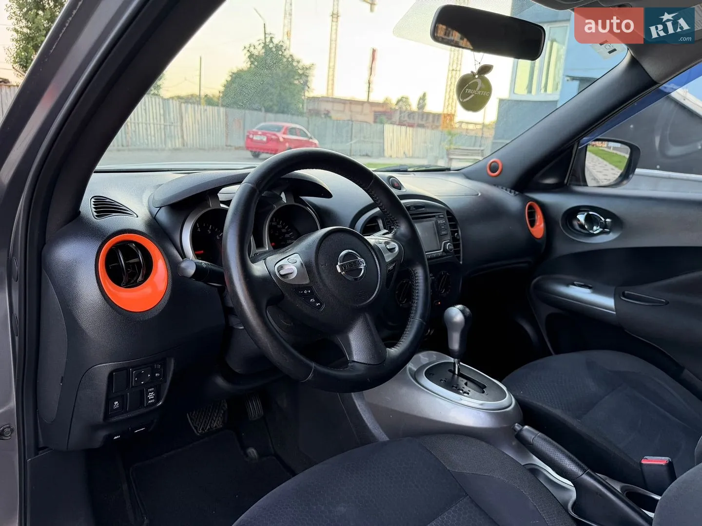 2014 Nissan Juke - мініатюра 38