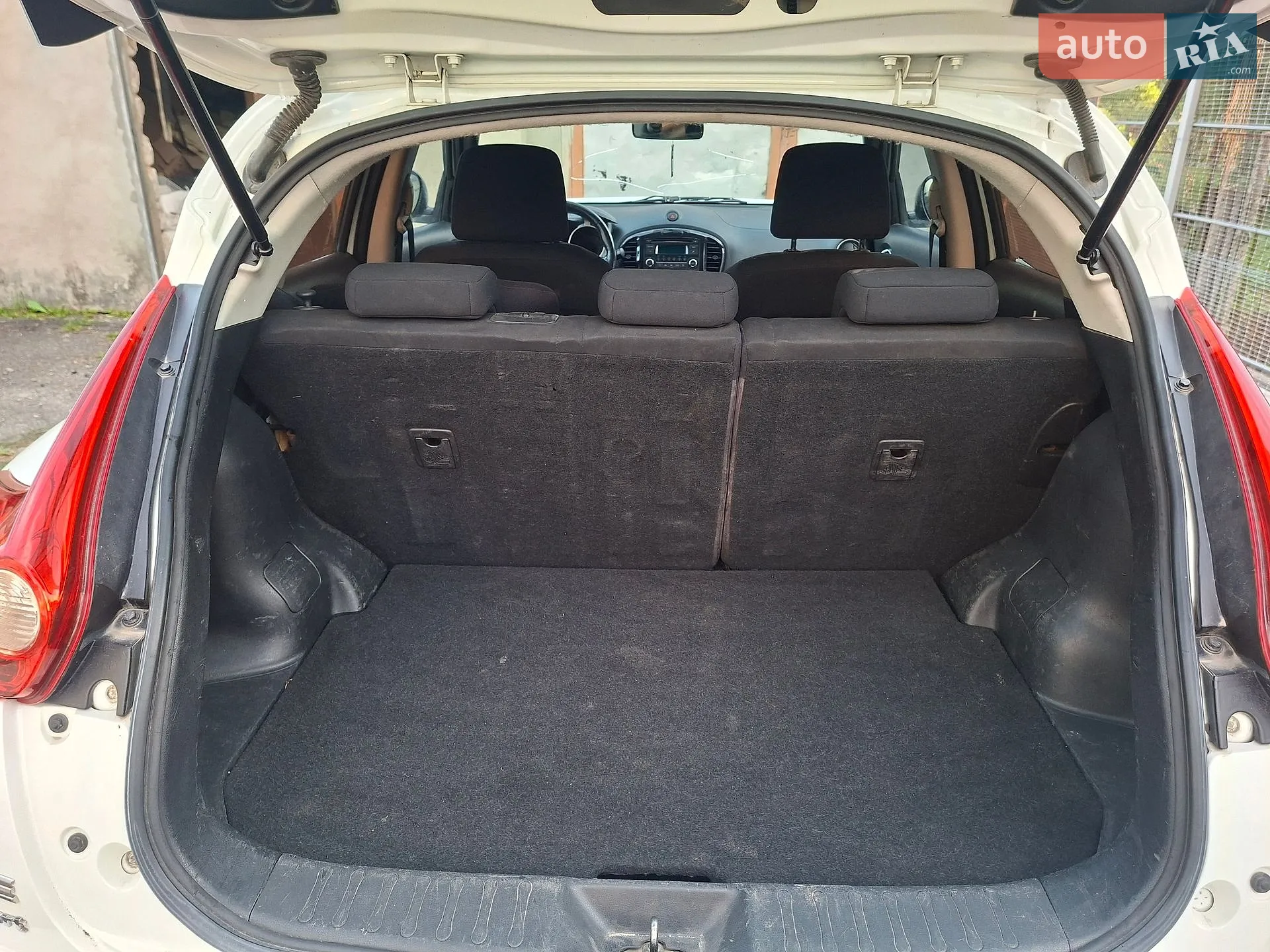 2011 Nissan Juke - мініатюра 18