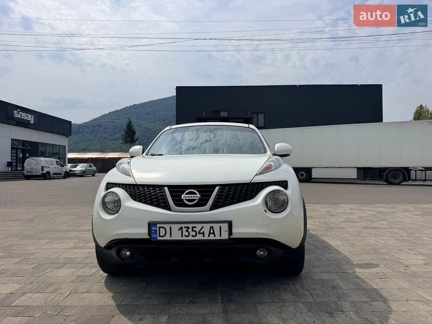 2012 Nissan Juke - мініатюра 2