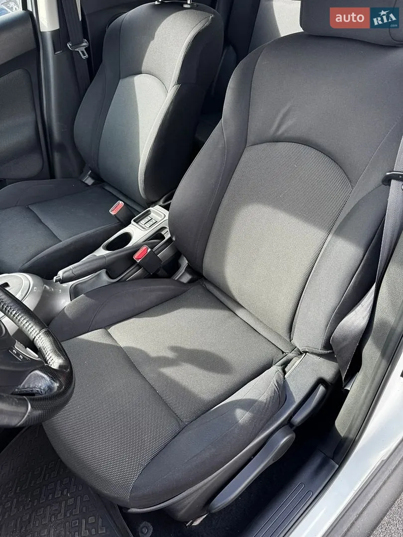 2012 Nissan Juke - мініатюра 12