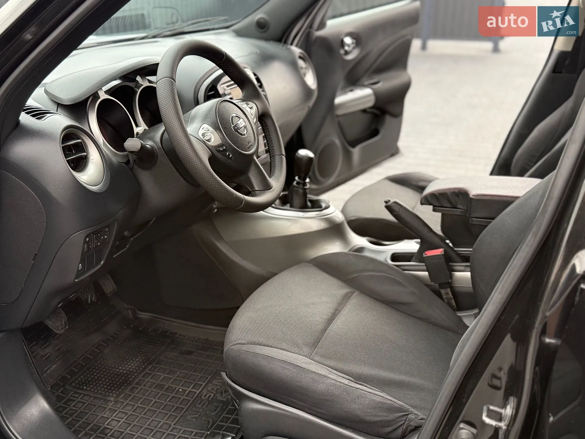 2010 Nissan Juke - мініатюра 21