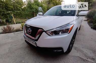 Позашляховик / Кросовер Nissan Kicks 2020 в 