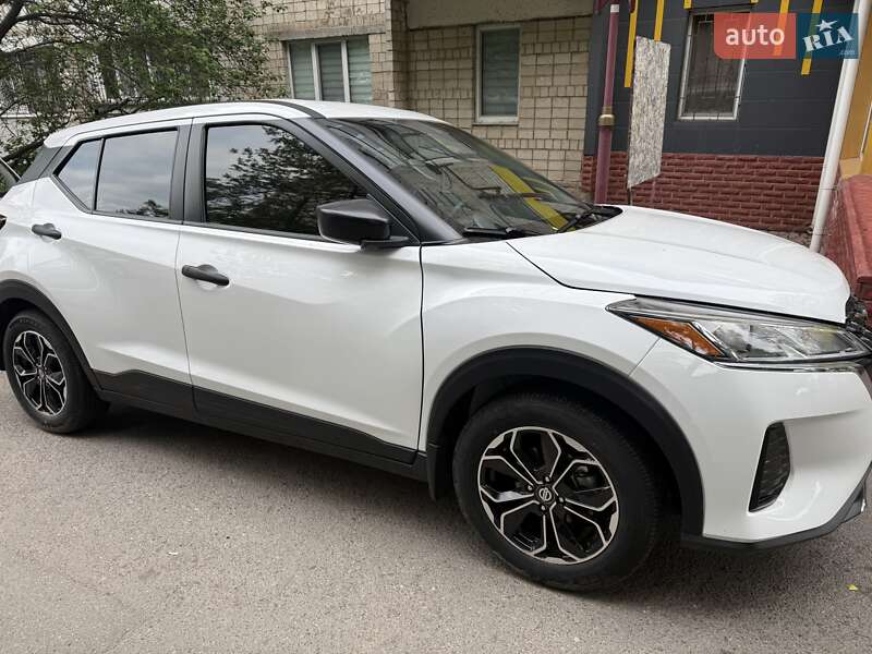 Nissan Kicks 2021