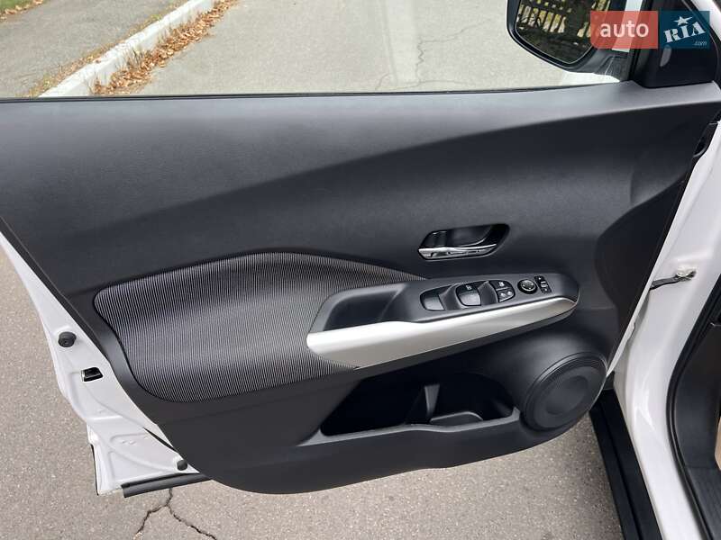 Внедорожник / Кроссовер Nissan Kicks 2018 в Днепре фото 19 Внедорожник / Кроссовер Nissan Kicks 2018 в Днепре