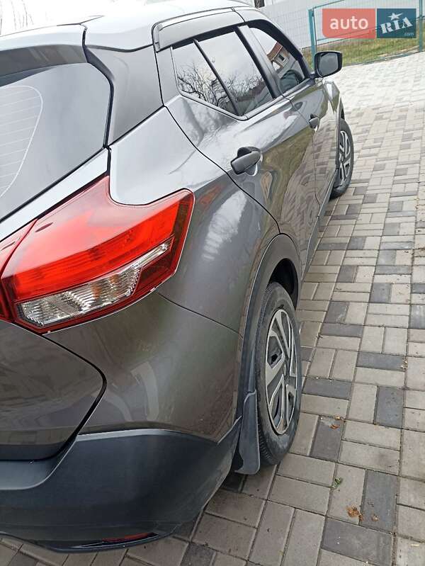 Внедорожник / Кроссовер Nissan Kicks 2018 в Переяславе