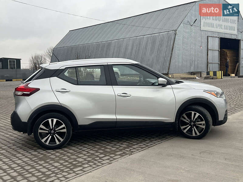 Внедорожник / Кроссовер Nissan Kicks 2020 в Львове