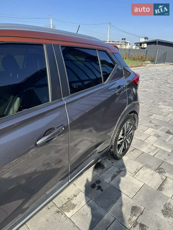 Внедорожник / Кроссовер Nissan Kicks 2020 в Львове