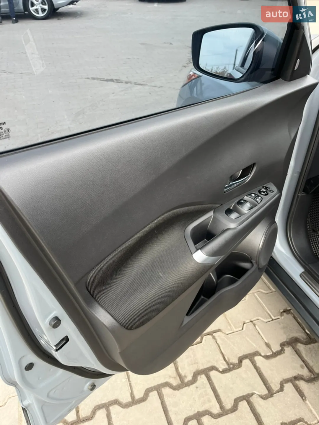 2021 Nissan Kicks - мініатюра 8