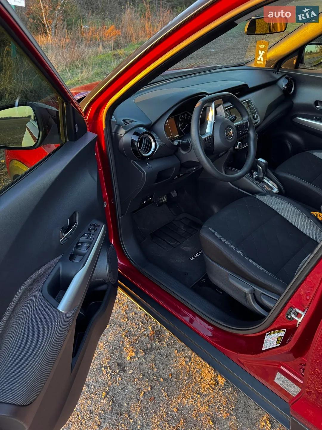 2019 Nissan Kicks - мініатюра 10