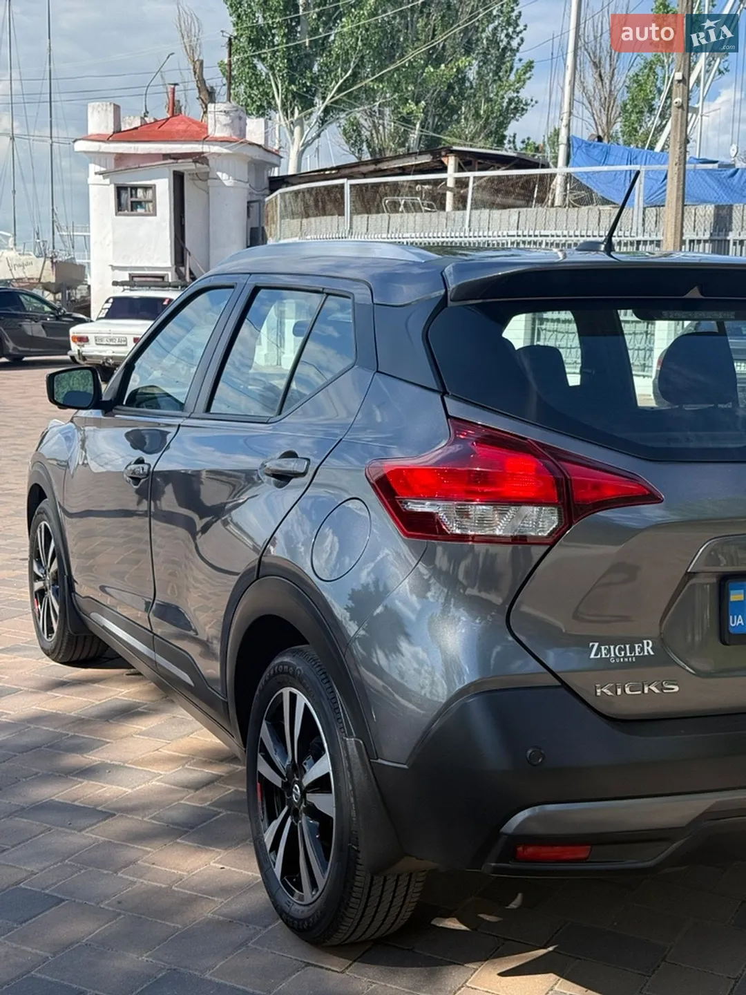 2020 Nissan Kicks - мініатюра 9