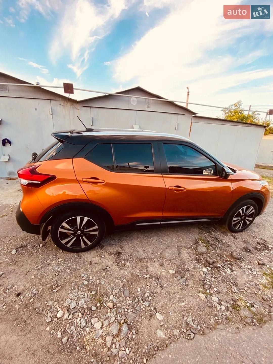 Nissan Kicks 2020 VIN 3N1CP5DV8LL564291 фото оголошення 4 з 22