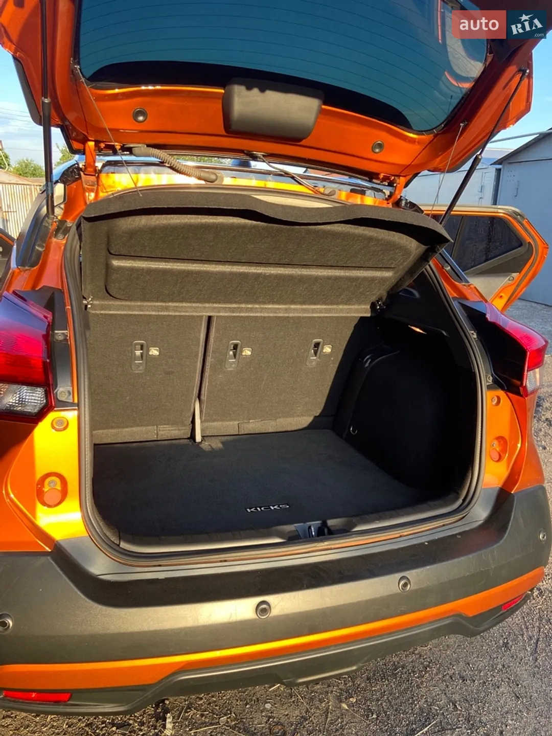 Nissan Kicks 2020 VIN 3N1CP5DV8LL564291 фото оголошення 9 з 22