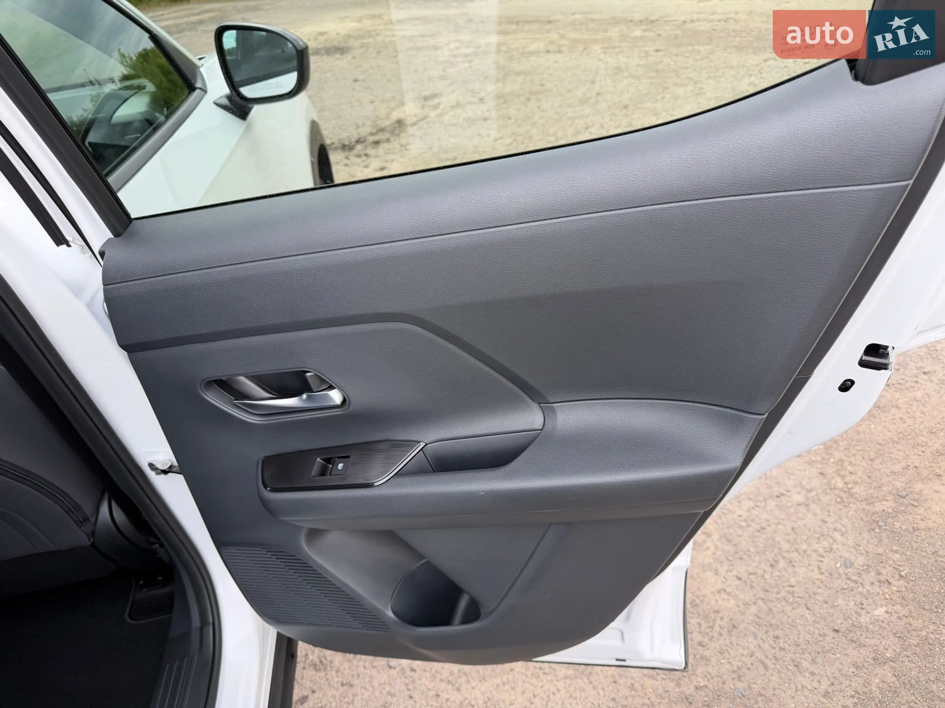 2026 Nissan Kicks - мініатюра 18