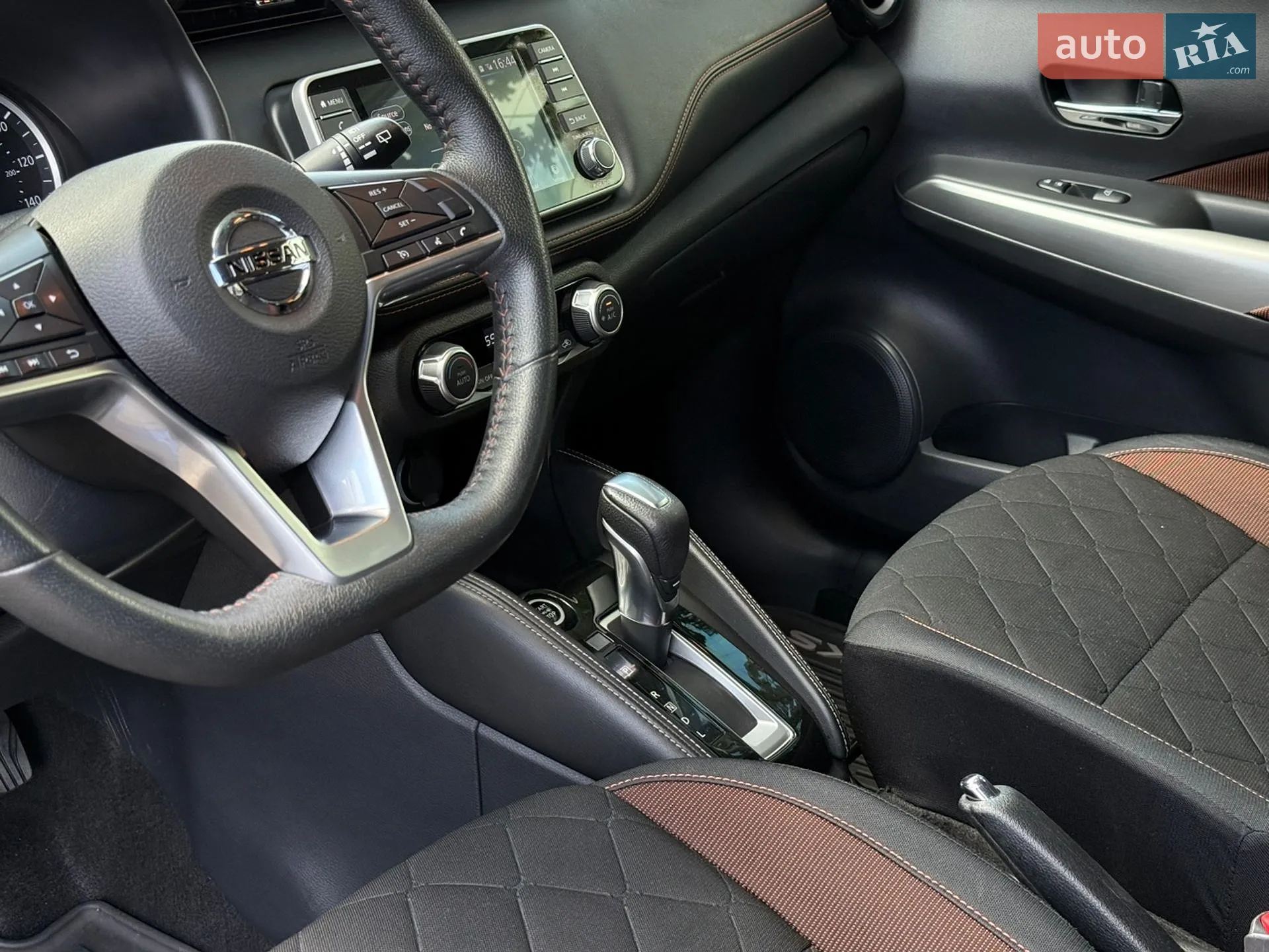 2018 Nissan Kicks - мініатюра 19