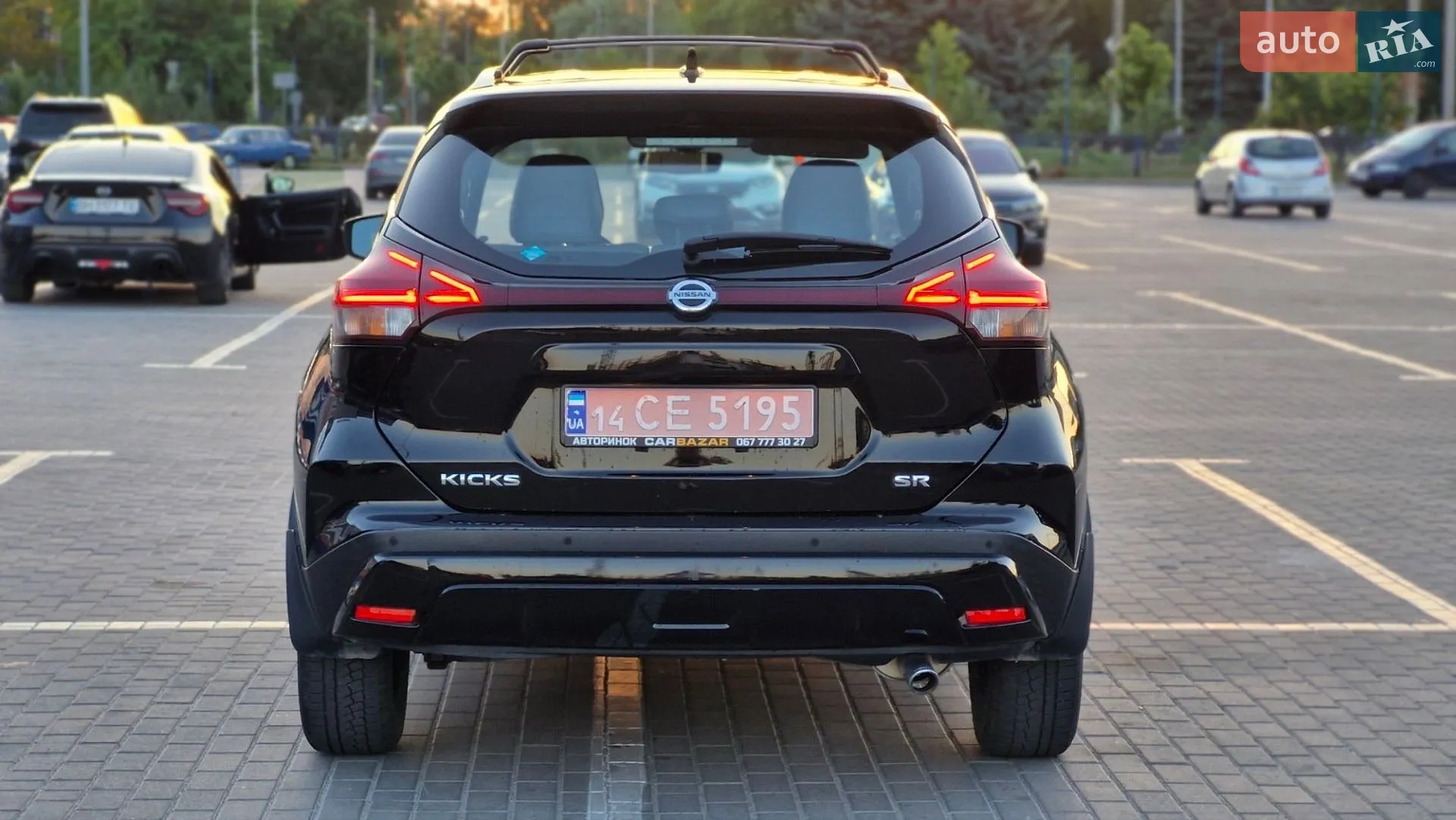 2021 Nissan Kicks - мініатюра 9