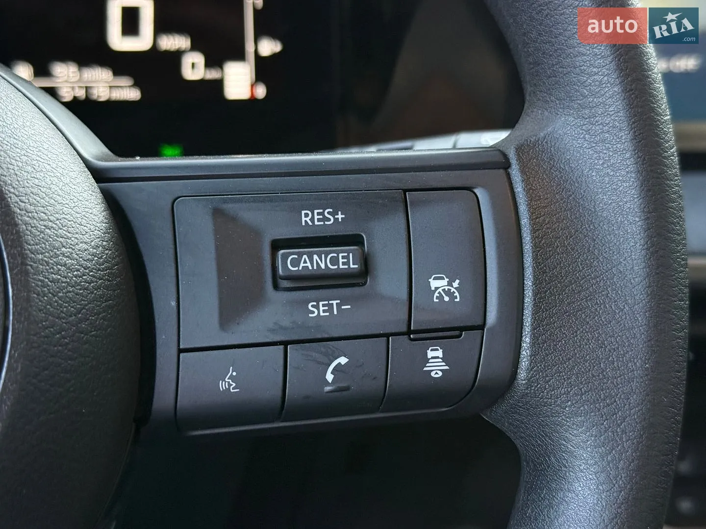 2025 Nissan Kicks - мініатюра 23