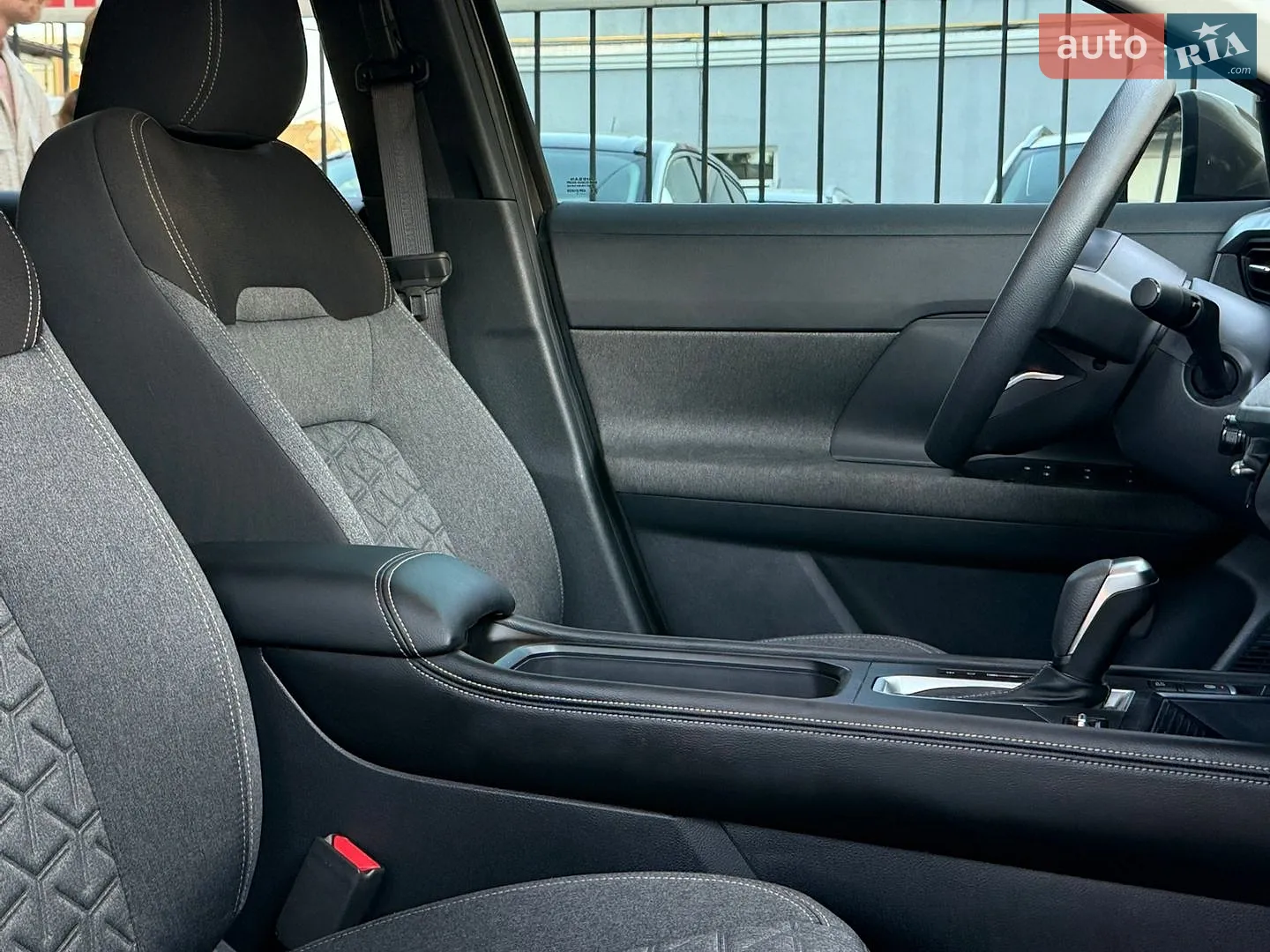 2025 Nissan Kicks - мініатюра 32