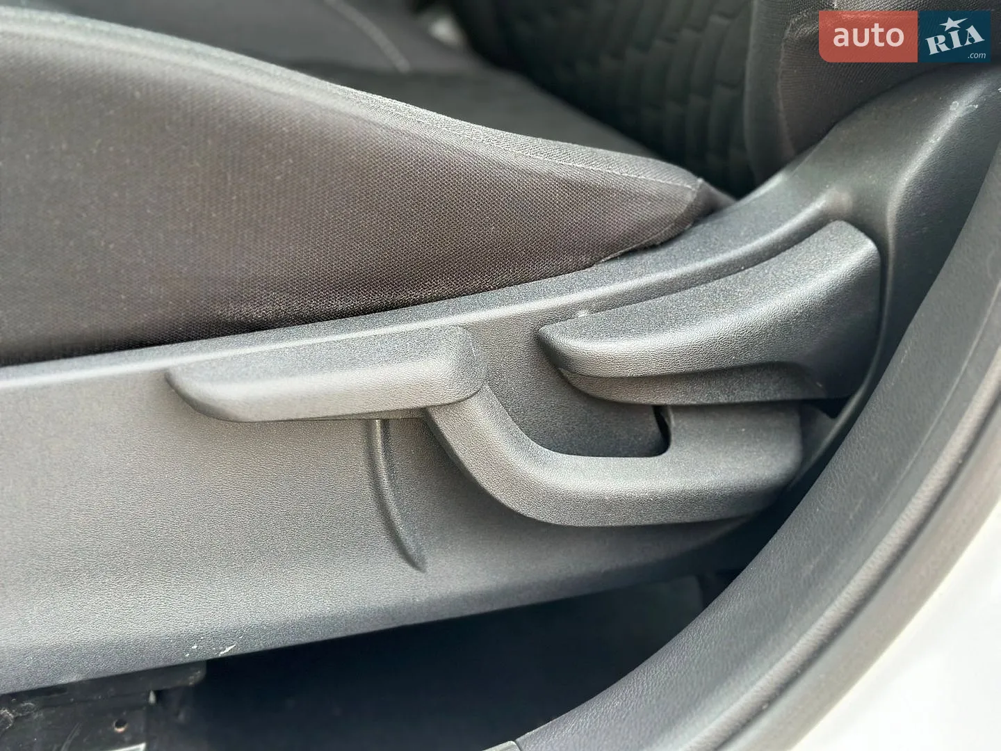 2021 Nissan Kicks - мініатюра 16