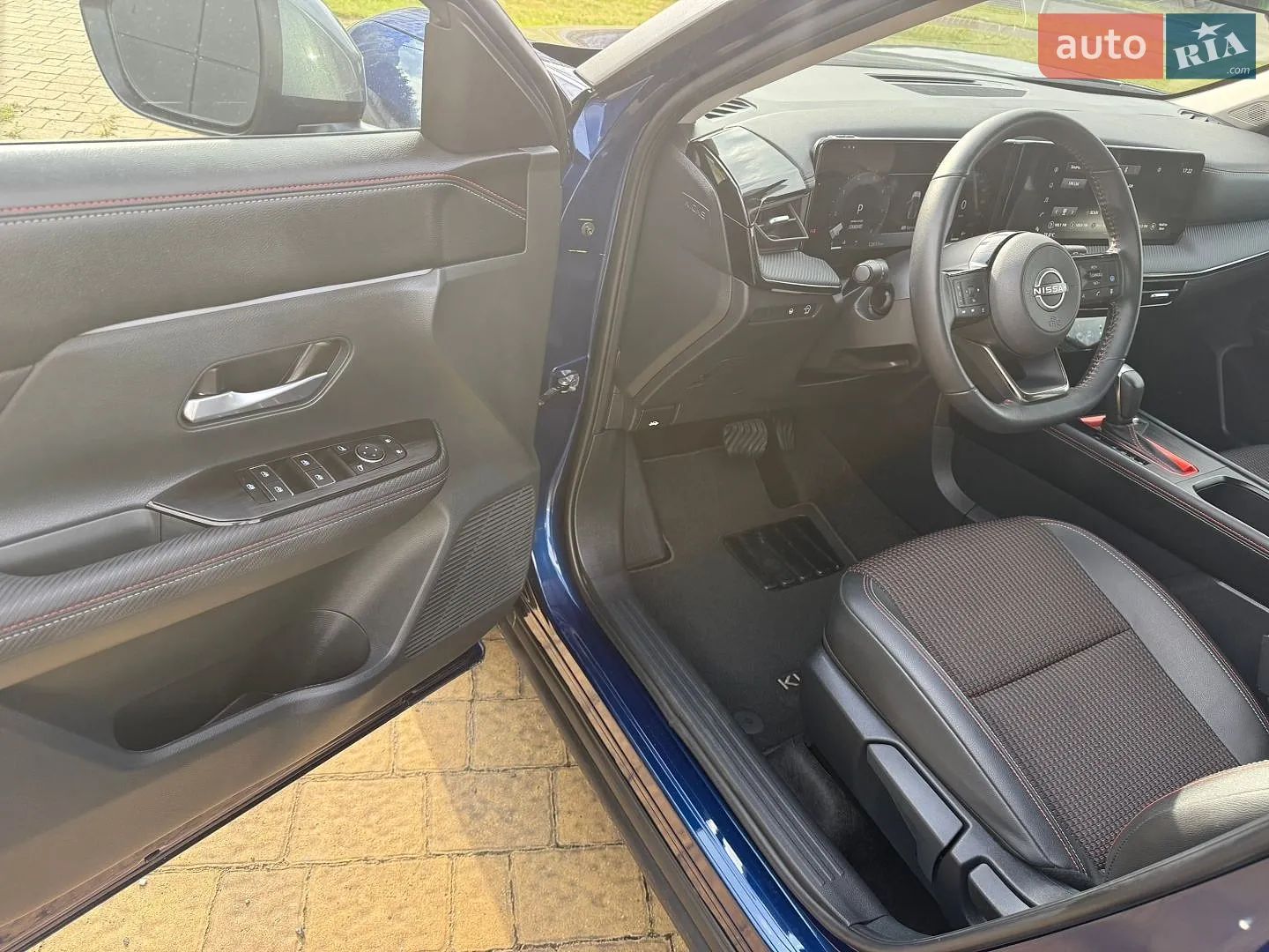 2025 Nissan Kicks - мініатюра 30