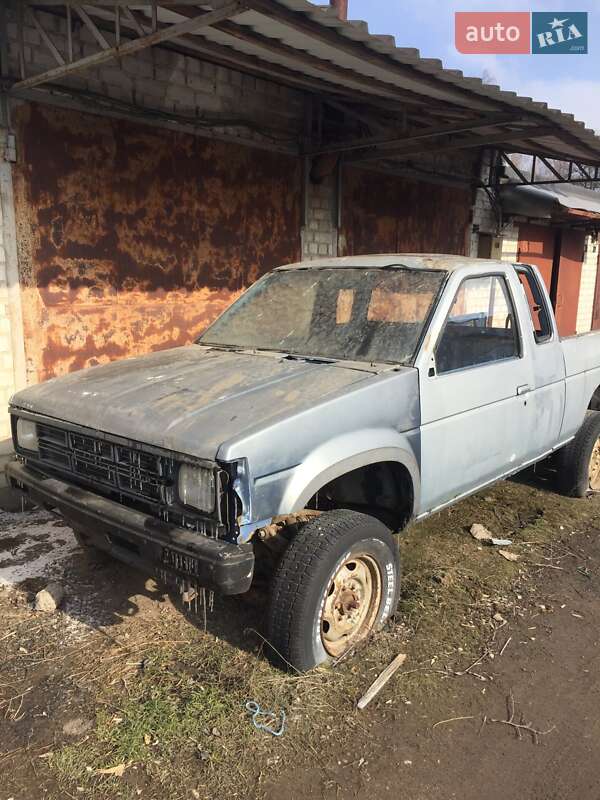 Пікап Nissan King Cab 1988 в Черкасах