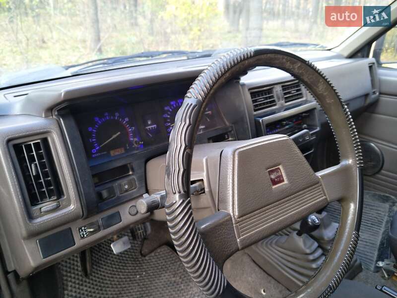 Пікап Nissan King Cab 1991 в Умані фото 6 Пікап Nissan King Cab 1991 в Умані