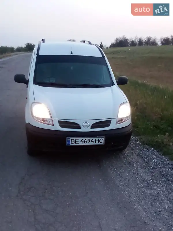 Nissan Kubistar 2004