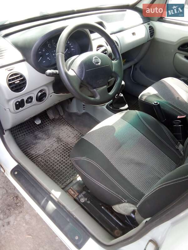 Мінівен Nissan Kubistar 2004 в Березнегуватому