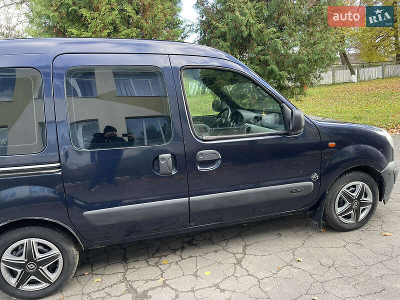 Минивэн Nissan Kubistar 2003 в Остроге фото 2 Минивэн Nissan Kubistar 2003 в Остроге