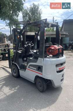 Вилочний навантажувач Nissan  L01A15W 2009 в Києві