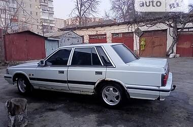 Седан Nissan Laurel 1988 в Житомире
