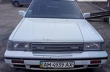 Седан Nissan Laurel 1988 в Житомире
