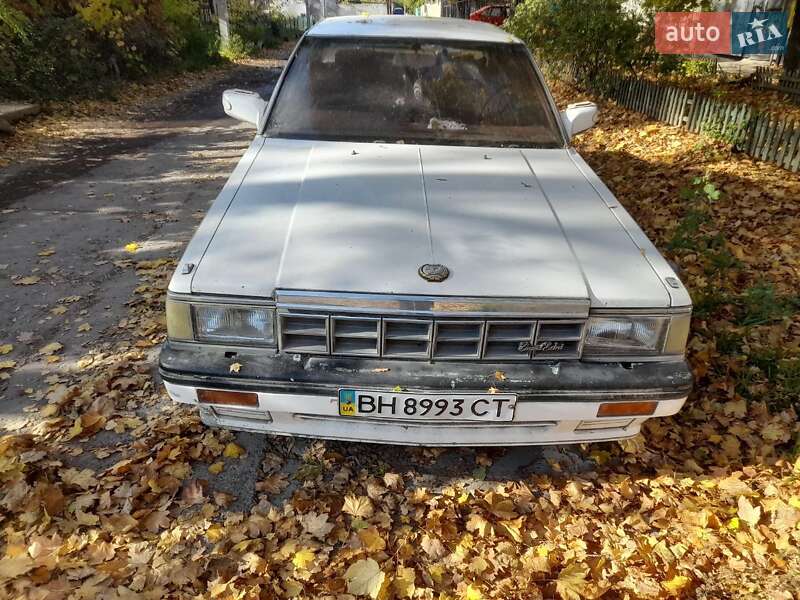Nissan Laurel 1985