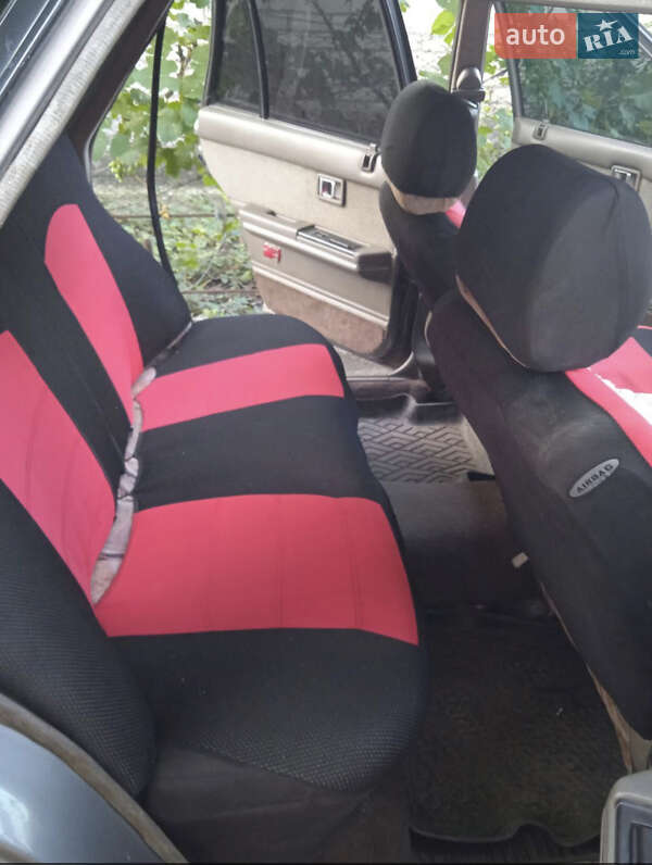 Седан Nissan Laurel 1987 в Новому Бузі фото 5 Седан Nissan Laurel 1987 в Новому Бузі