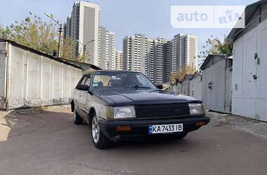 Седан Nissan Laurel 1985 в Києві