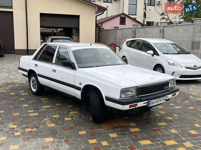Nissan Laurel