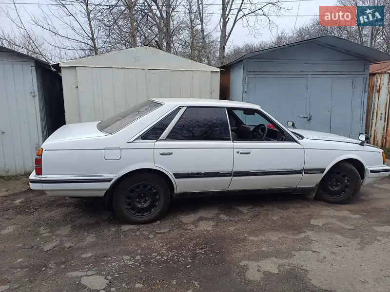 Nissan Laurel