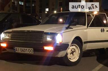 Седан Nissan Laurel 1981 в Виннице