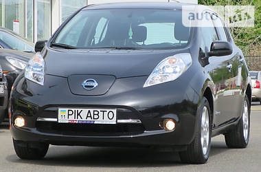 Хэтчбек Nissan Leaf 2014 в Киеве